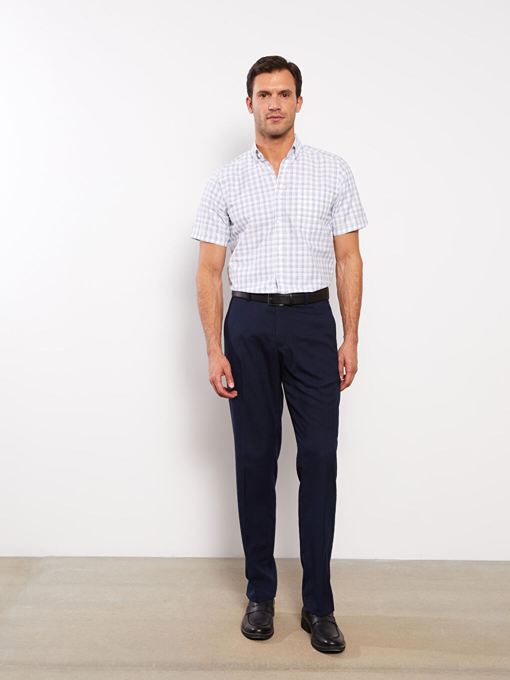 LCWAIKIKI Formal Standardni kroj Kratki rukav Karirani dezen Poplin Muška košulja -S3AA82Z8-LN6