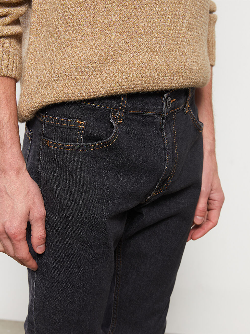جينز بقصة رفيعة للرجال-2