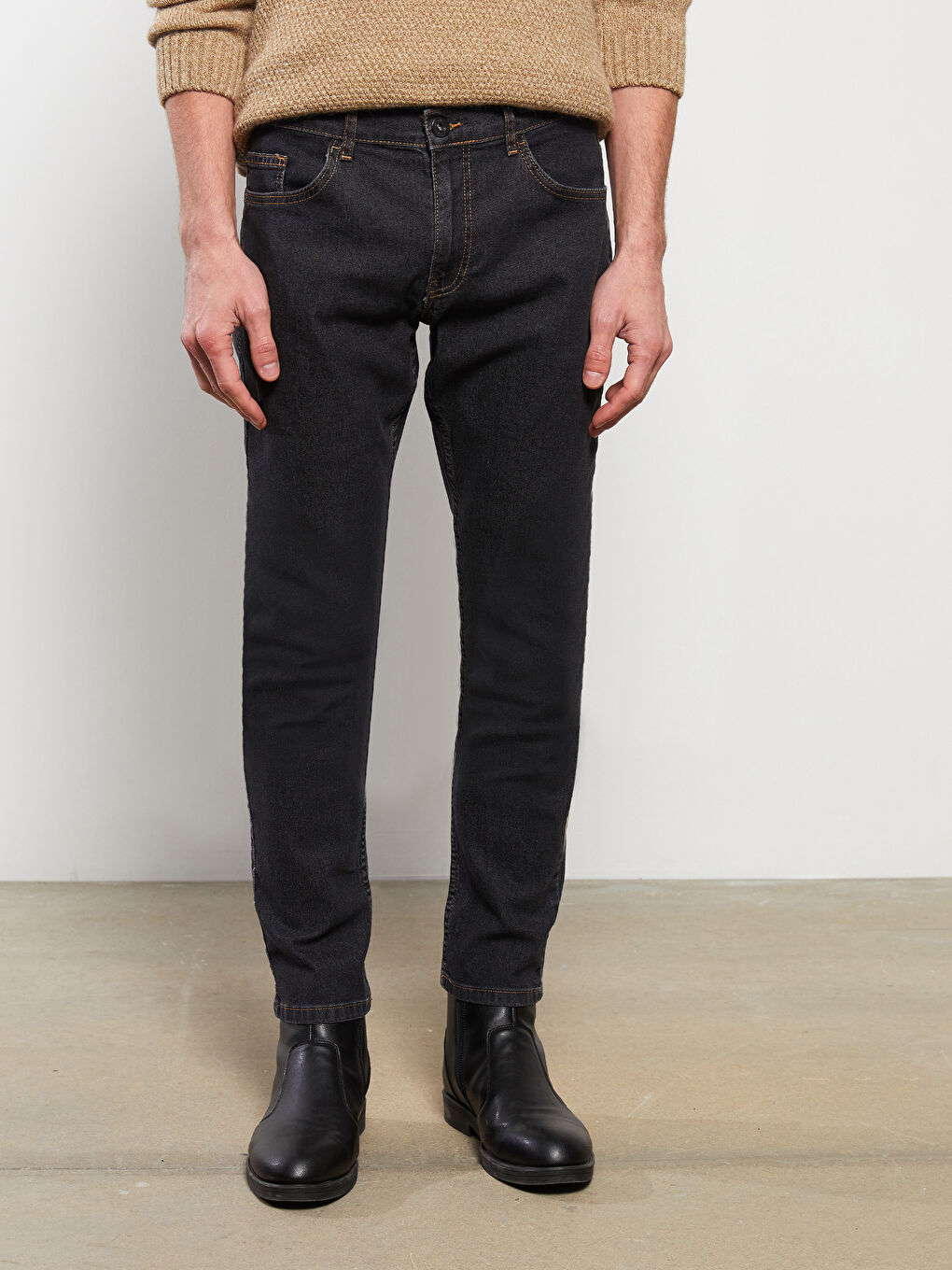 جينز بقصة رفيعة للرجال-4