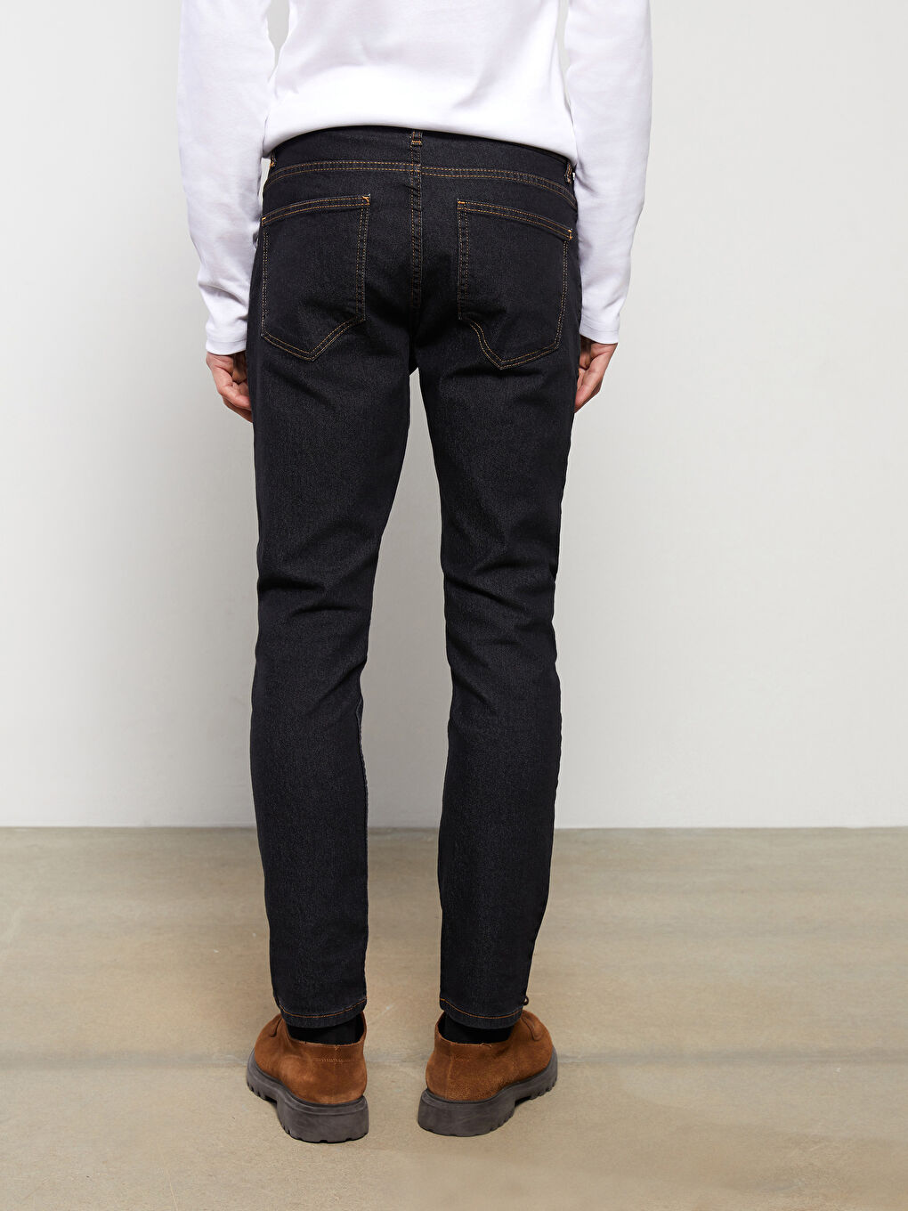 جينز بقصة رفيعة للرجال-4