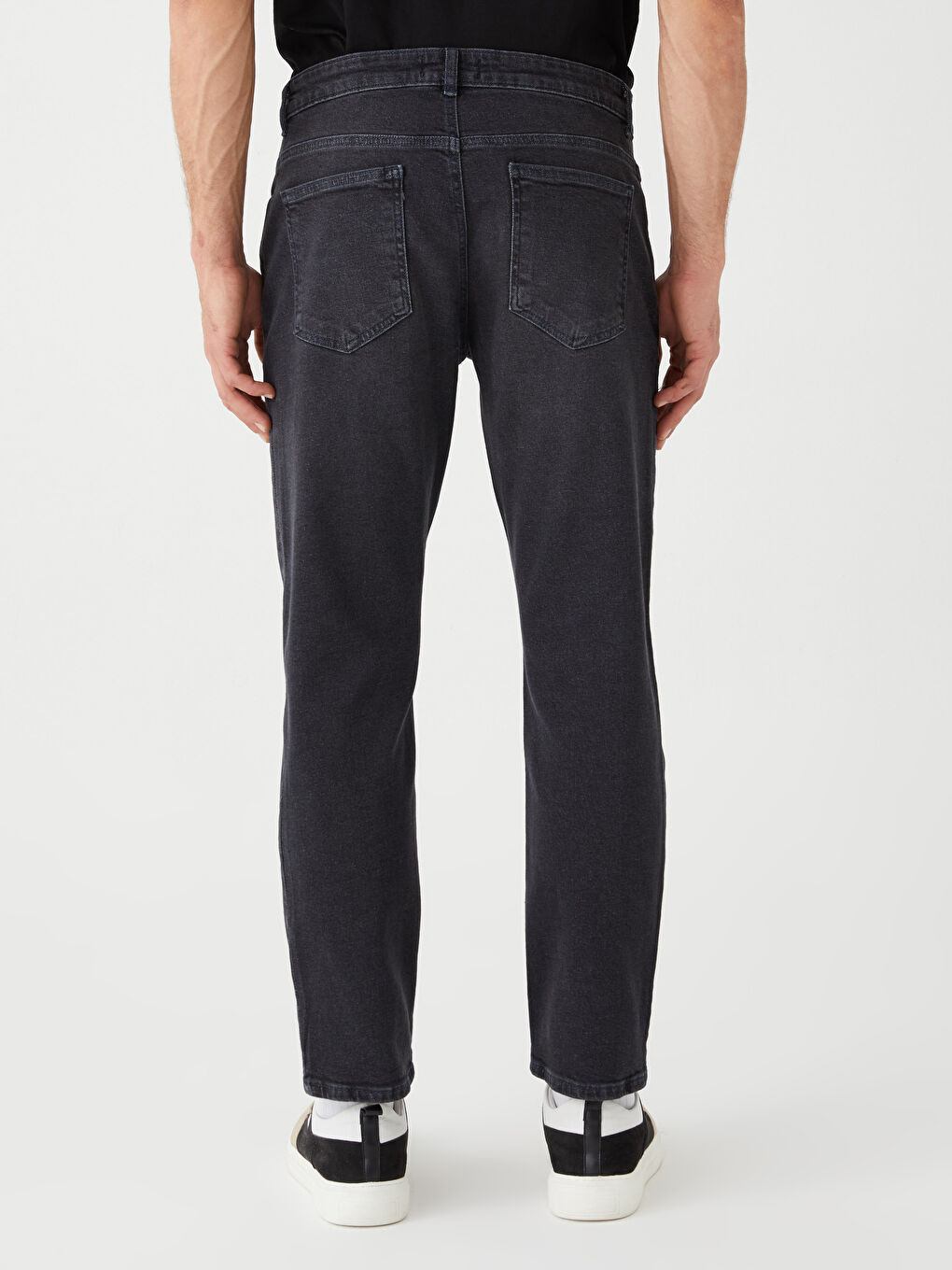 779 جينز بقصة عادية للرجال-4