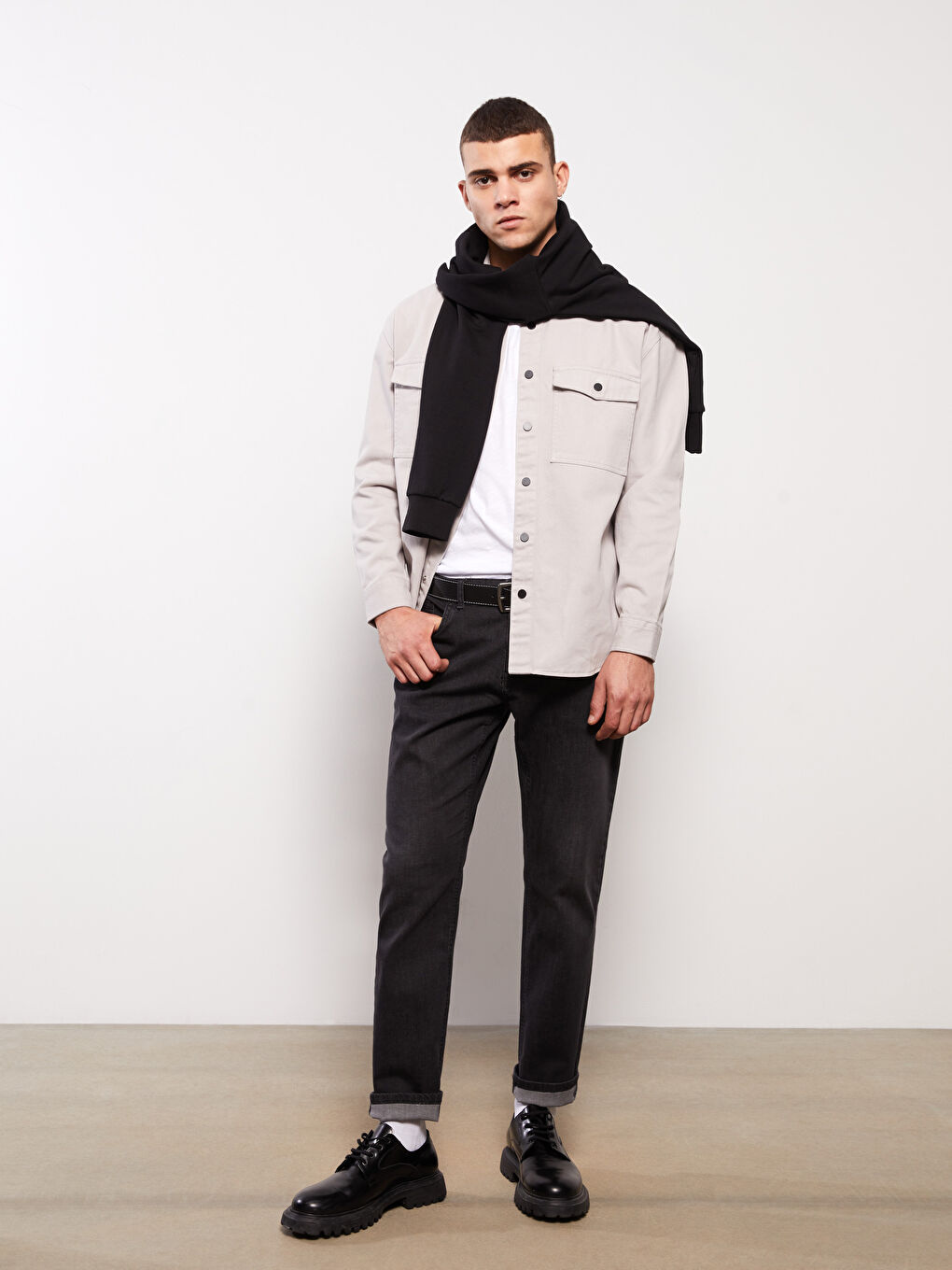 779 جينز بقصة عادية للرجال