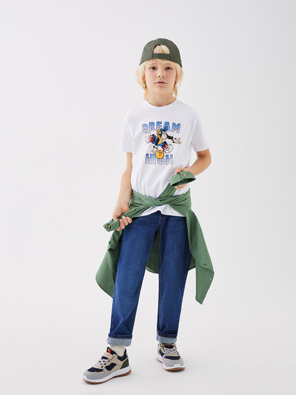 Beyaz Bisiklet Yaka Nostaljik Maymun Baskılı Kısa Kollu Erkek Çocuk Tişört-1