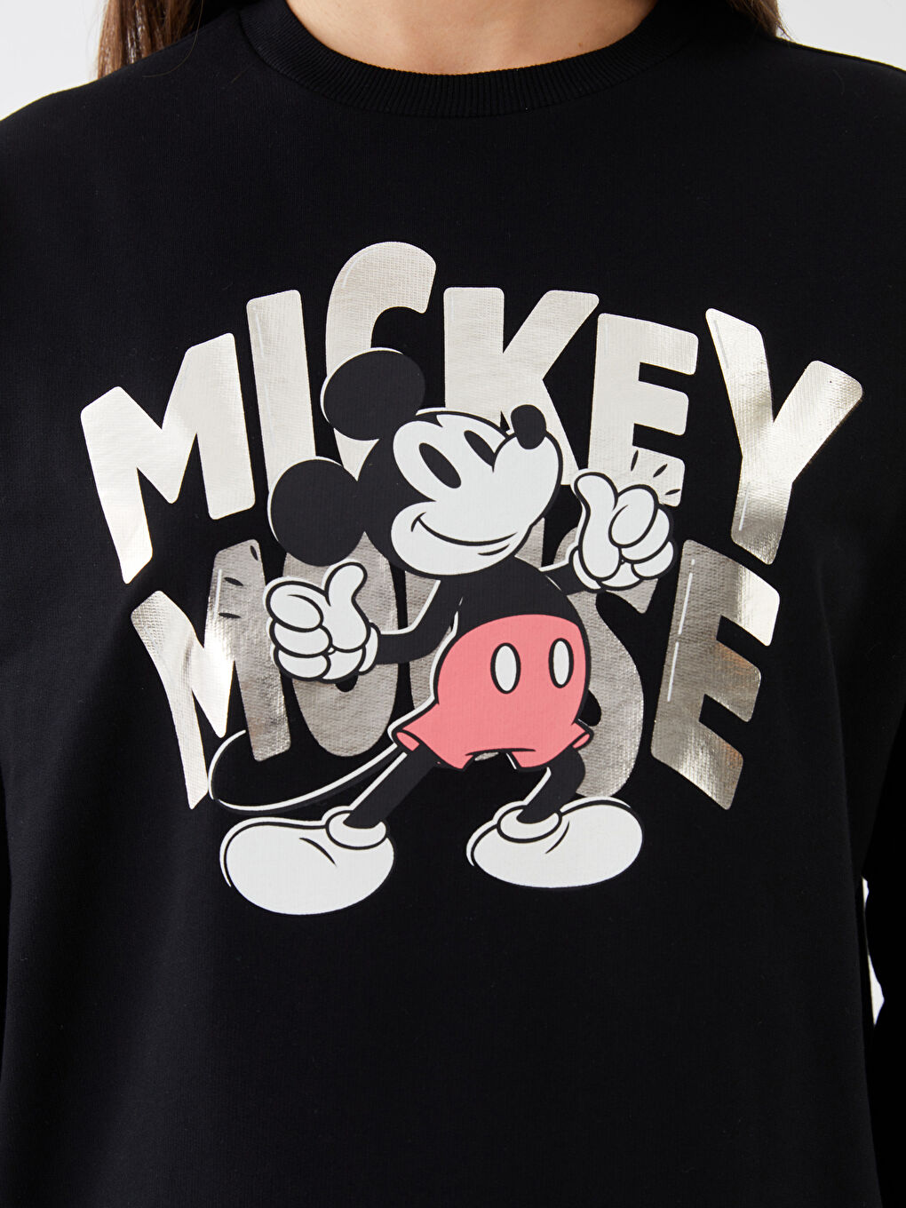 LCWAIKIKI Maternity Yeni Siyah Bisiklet Yaka Mickey Mouse Baskılı Uzun Kollu Hamile Sweatshirt - 3