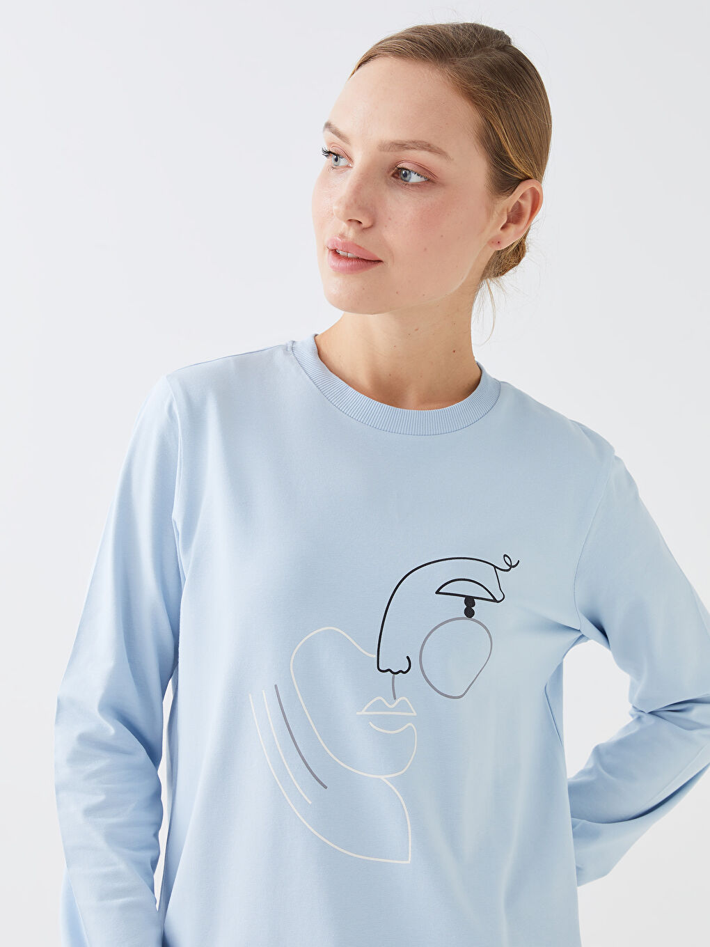 تونيك كم طويل مطبوع بياقة دائرية للسيدات