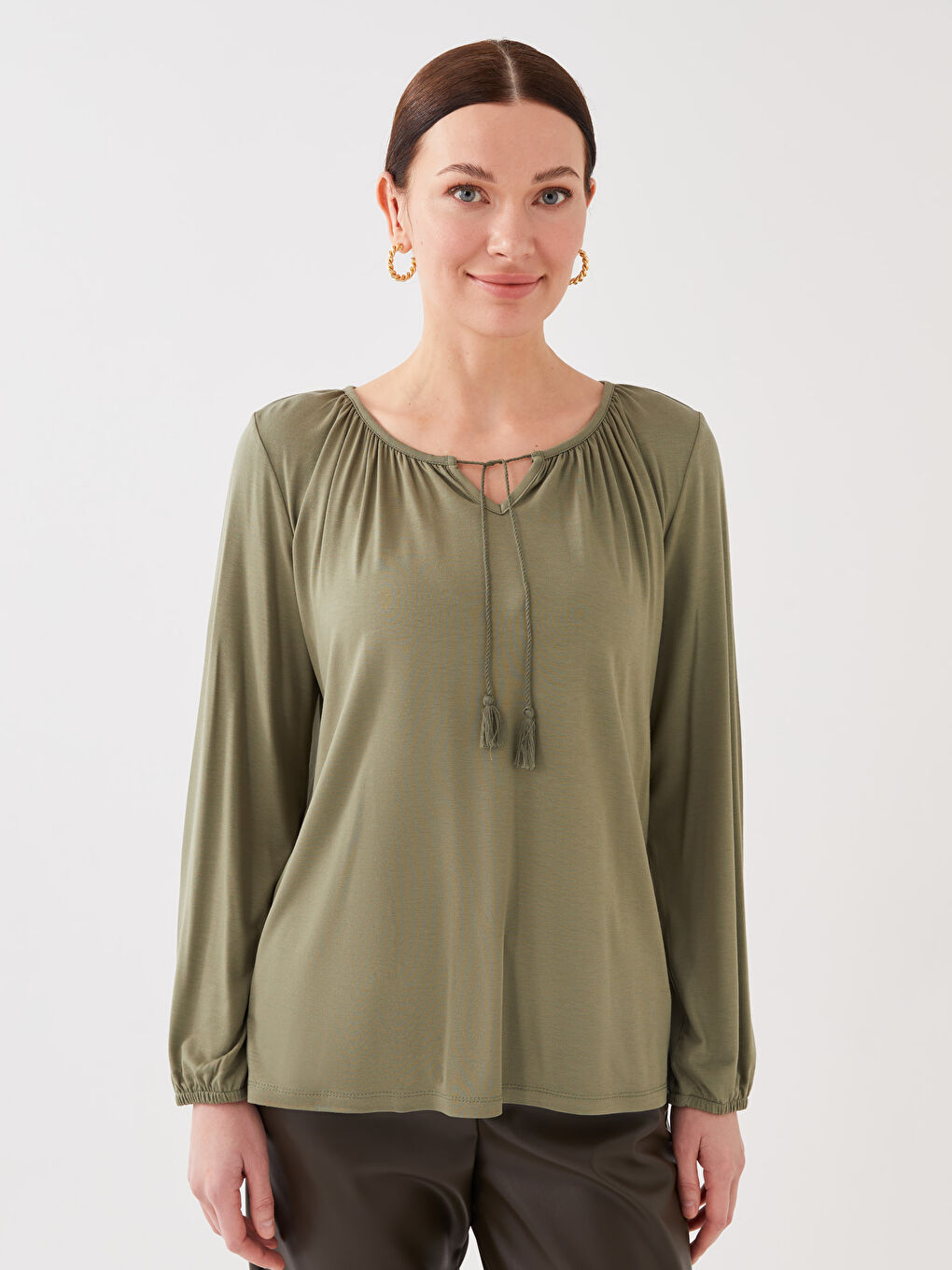 Women's Tie Collar Straight Long Sleeve Blouse-1