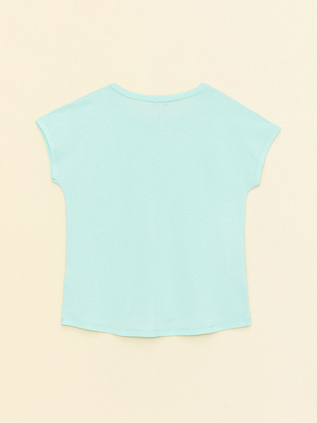 تيشيرت نسائي بأكمام قصيرة وياقة دائرية مطبوع-5