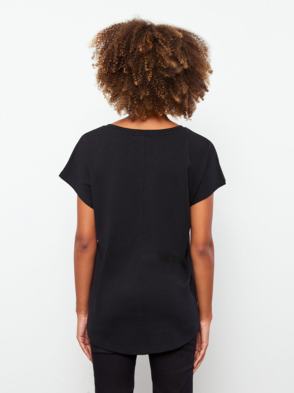 Siyah Bisiklet Yaka Baskılı Kısa Kollu Kadın Tişört-4