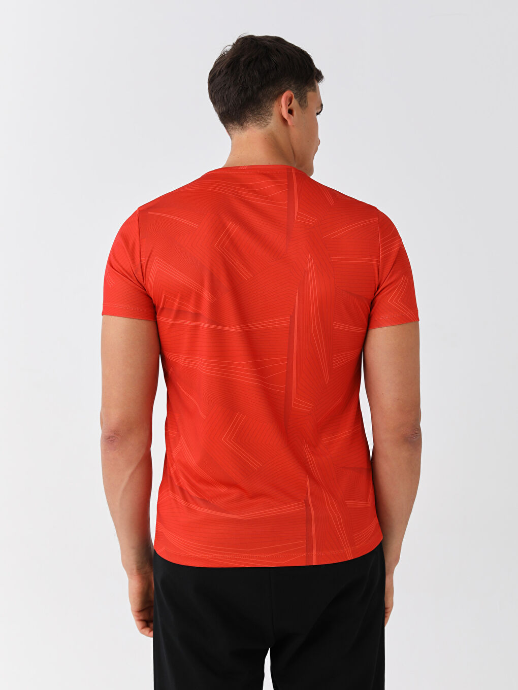 تيشيرت رياضي كم قصير بياقة دائرية للرجال-4