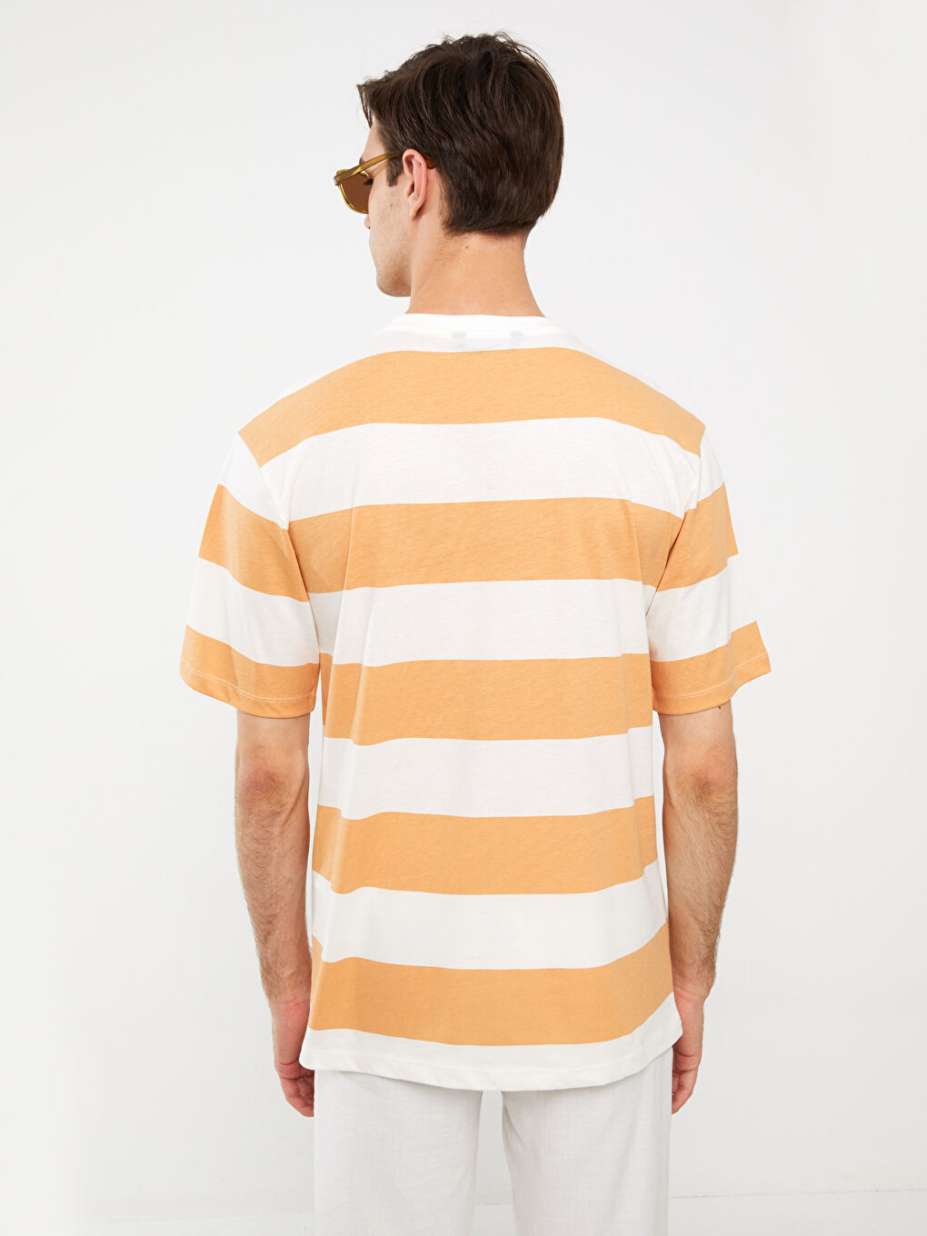 Sarı Bisiklet Yaka Kısa Kollu Renk Bloklu Penye Erkek Tişört-4