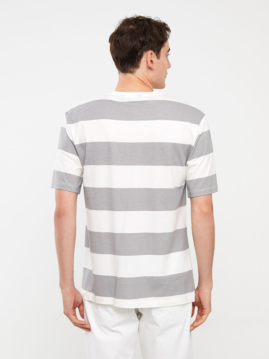 Gri Bisiklet Yaka Kısa Kollu Renk Bloklu Penye Erkek Tişört-5