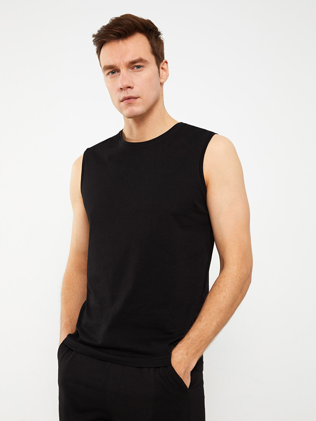 تيشيرت بدون أكمام ياقة دائرية جيرسي للرجال