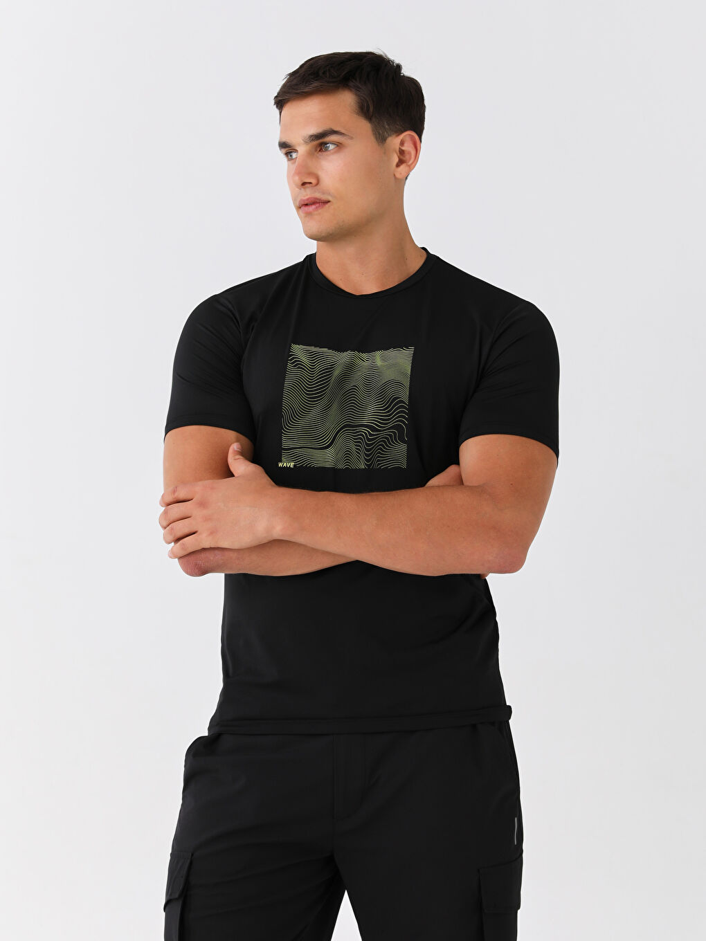 Siyah Bisiklet Yaka Kısa Kollu Baskılı Erkek Spor Tişört