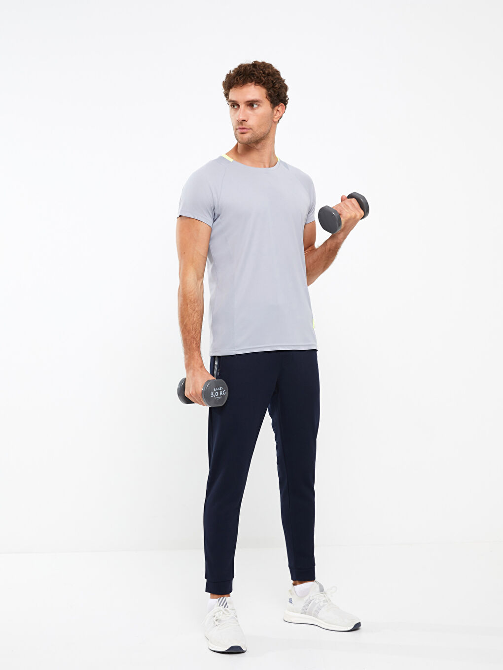 قميص رياضي سادة كم قصير ياقة دائرية للرجال-2