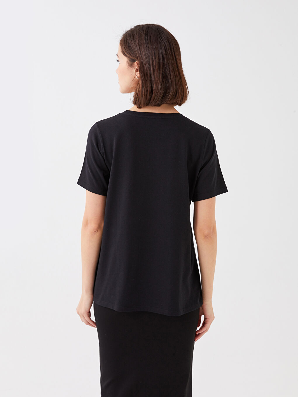 Siyah Bisiklet Yaka Baskılı Kısa Kollu Kadın Tişört-4