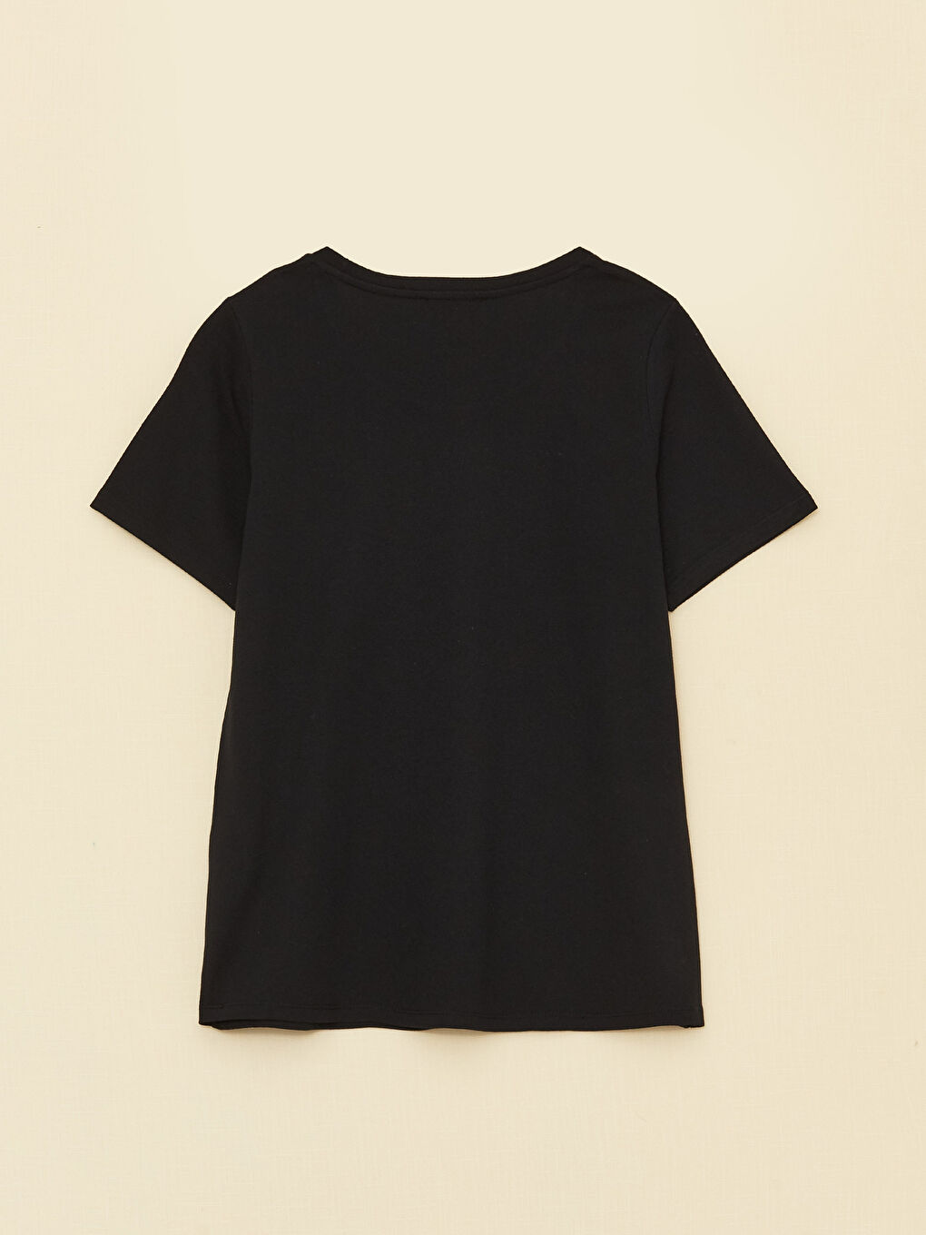 Siyah Bisiklet Yaka Baskılı Kısa Kollu Kadın Tişört-6