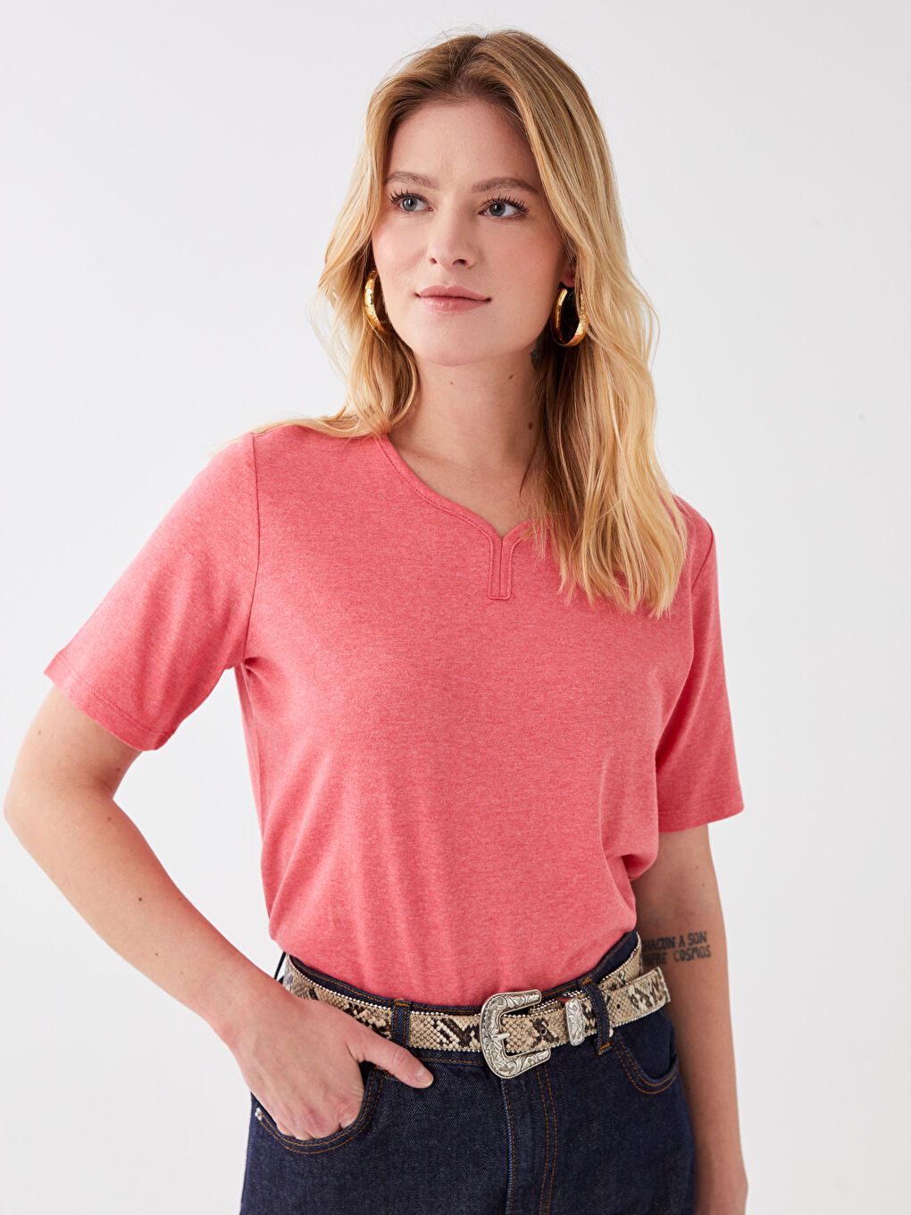 Pembe Bisiklet Yaka Düz Kısa Kollu Kadın Tişört-1