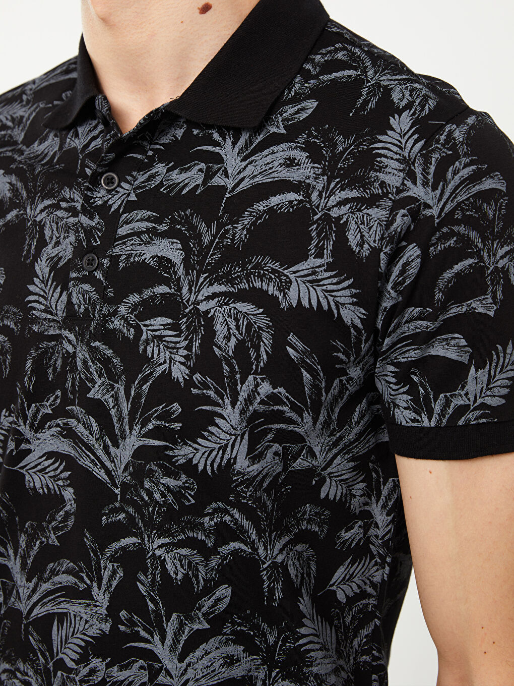 Siyah Polo Yaka Kısa Kollu Desenli Penye Erkek Tişört-3