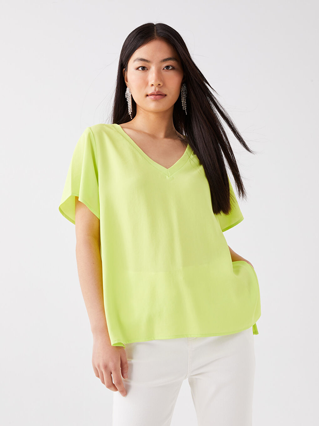 Yeşil V Yaka Düz Kısa Kollu Aerobin Kadın Bluz