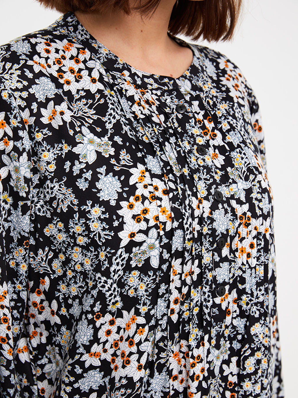 Siyah Hakim Yaka Desenli Uzun Kollu Kadın Elbise-3