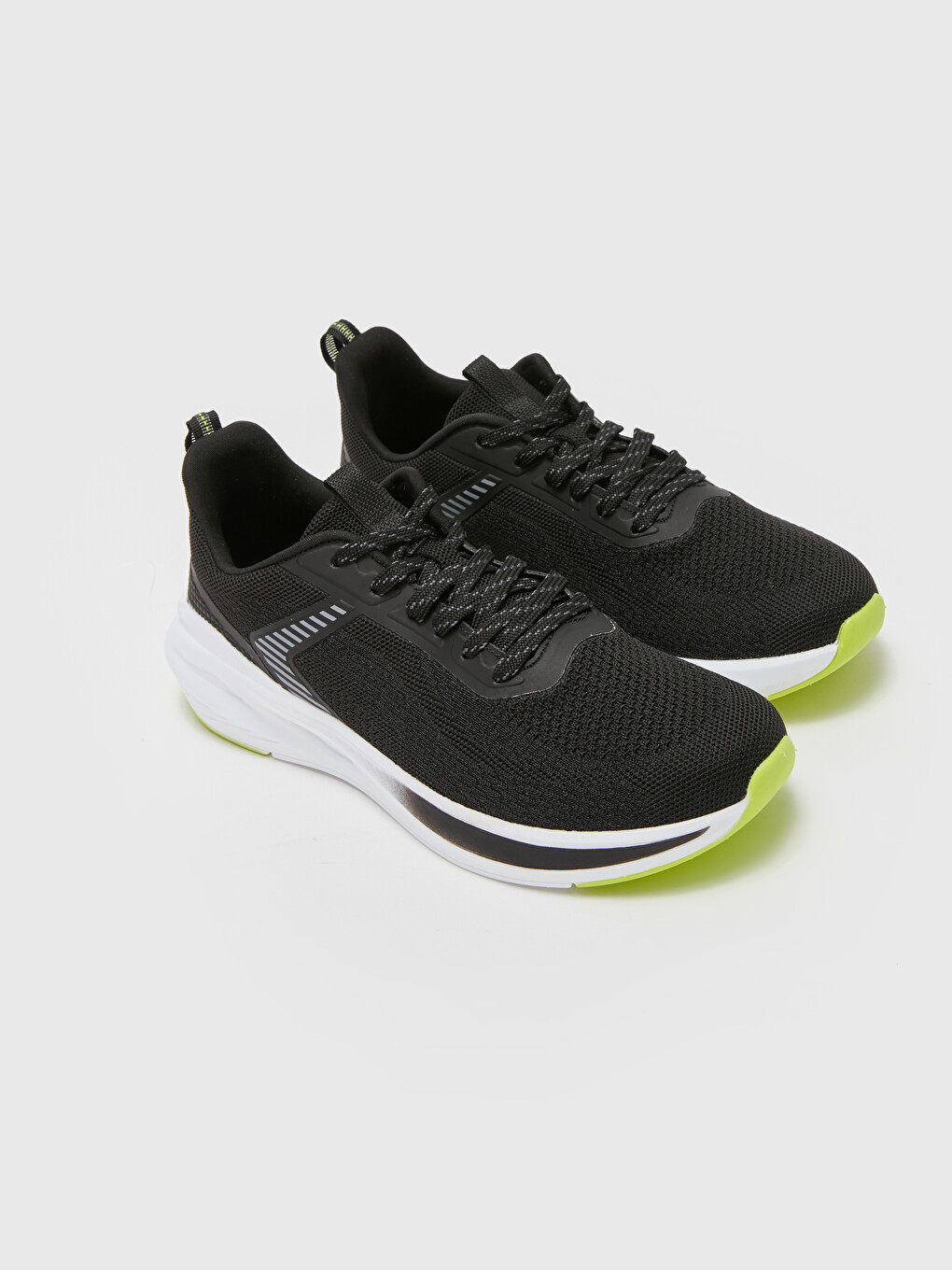 LCW STEPS Bağcıklı Erkek Spor Ayakkabı - S3AI82Z8-HUC | LC Waikiki