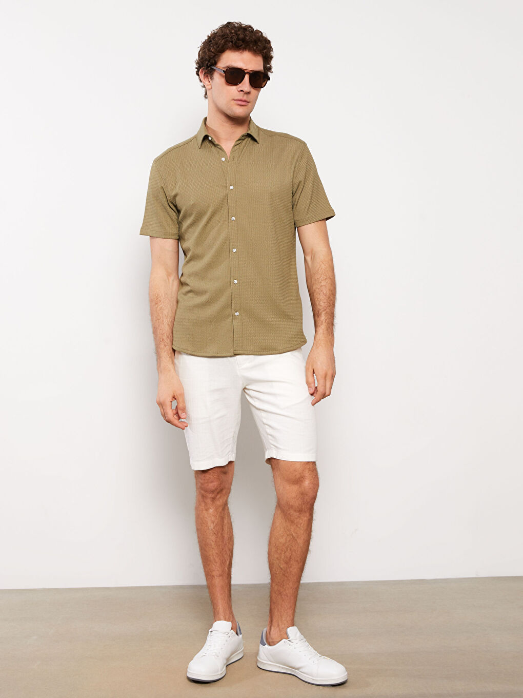 Haki Regular Fit Kısa Kollu Erkek Gömlek-1