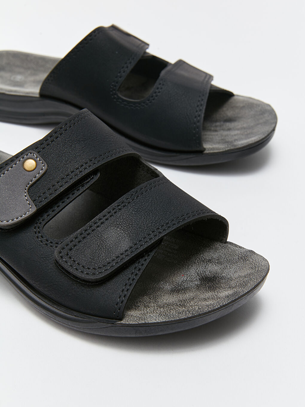 Faux Leather Velcro Men's Slippers-2