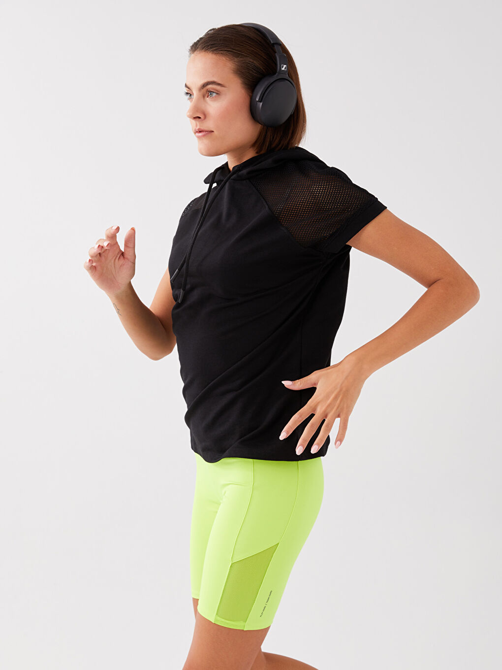 Tricou Sport Pentru Femei Cu Glugă, Mânecă Scurtă Și Croială Lejeră