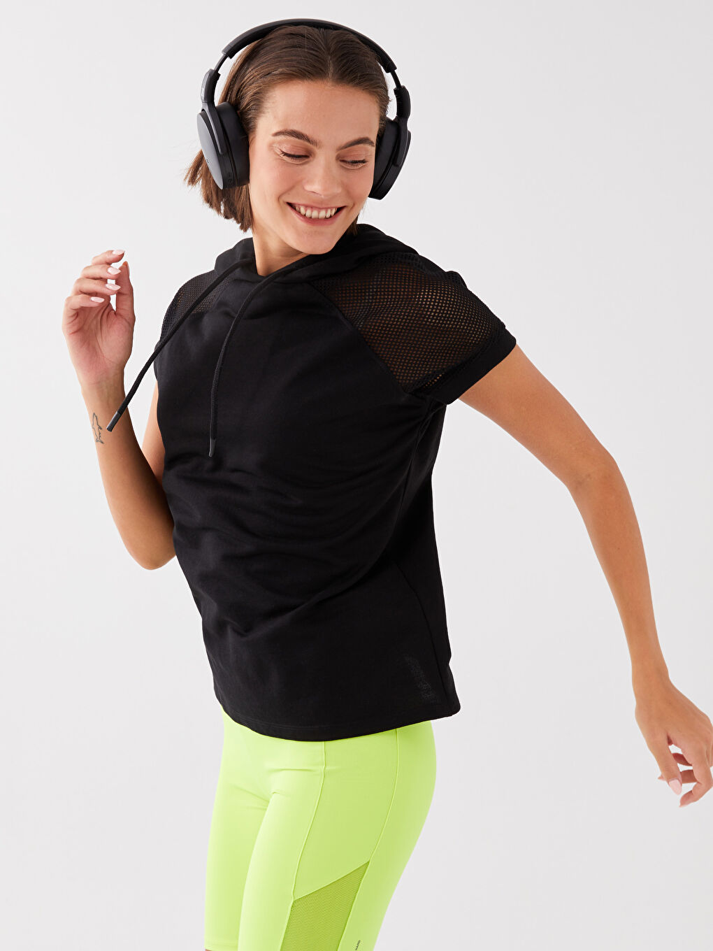 Tricou Sport Pentru Femei Cu Glugă, Mânecă Scurtă Și Croială Lejeră-1