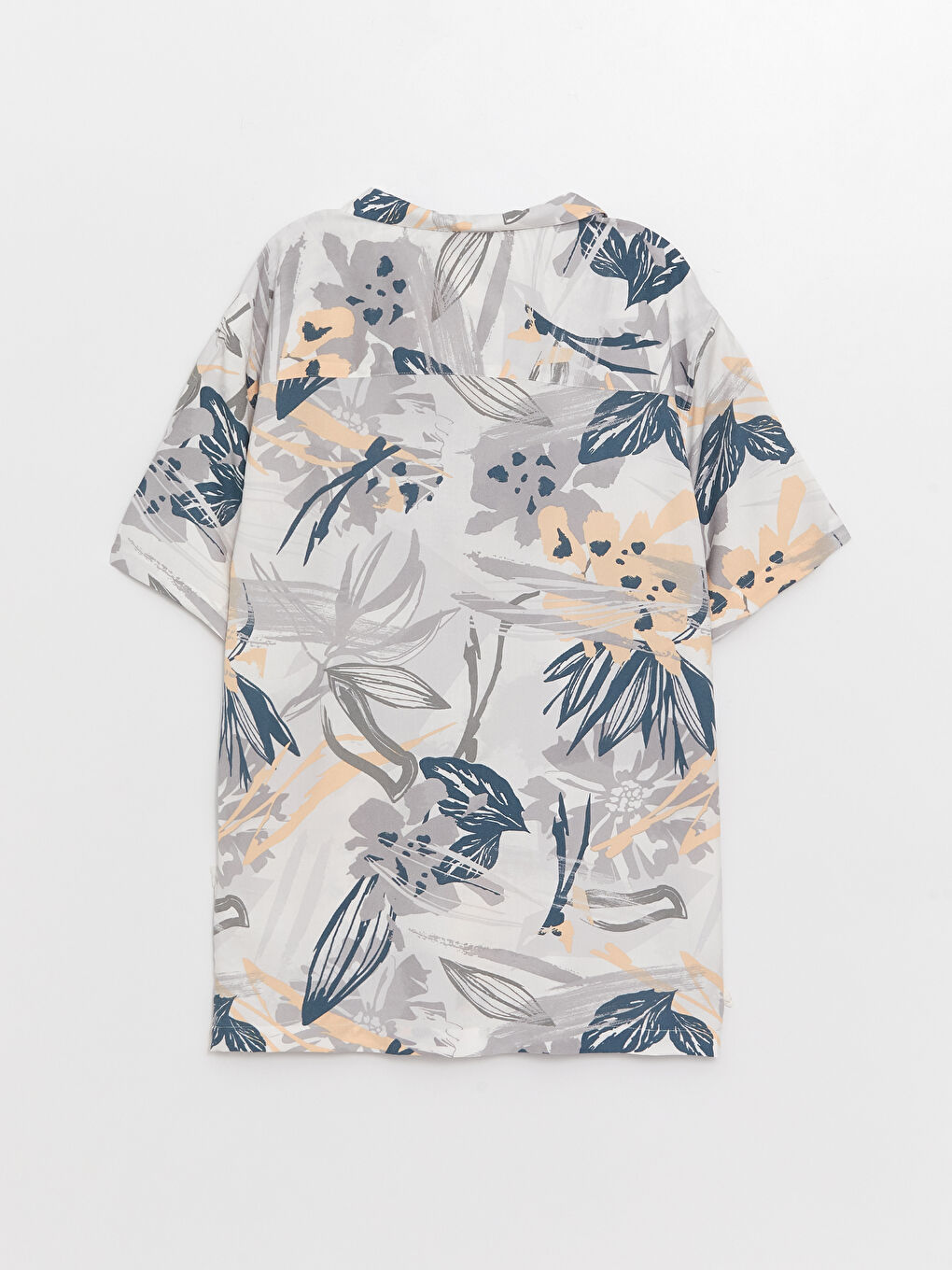 Muška košulja od viskoze sa uzorkom, kratkih rukava i standardnog kroja-6