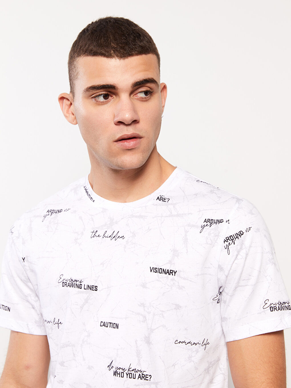 Beyaz Bisiklet Yaka Kısa Kollu Baskılı Penye Erkek Tişört-2