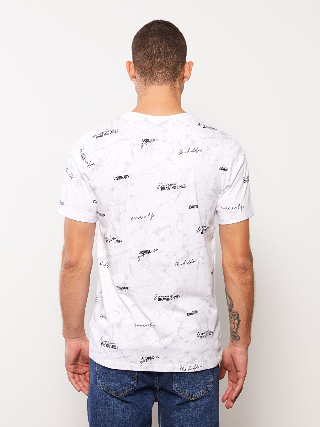 Beyaz Bisiklet Yaka Kısa Kollu Baskılı Penye Erkek Tişört-4