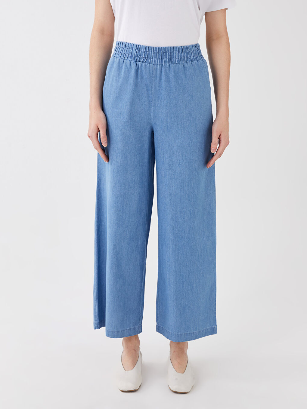 بنطلون جينز واسع الساق بوسط مطاطي للسيدات-3