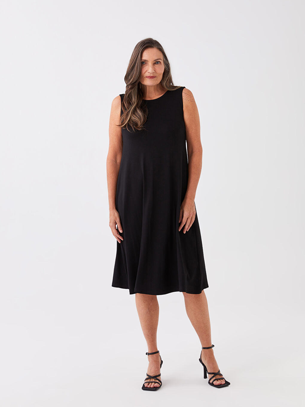 Siyah Bisiklet Yaka Düz A Kesim Elbise-1