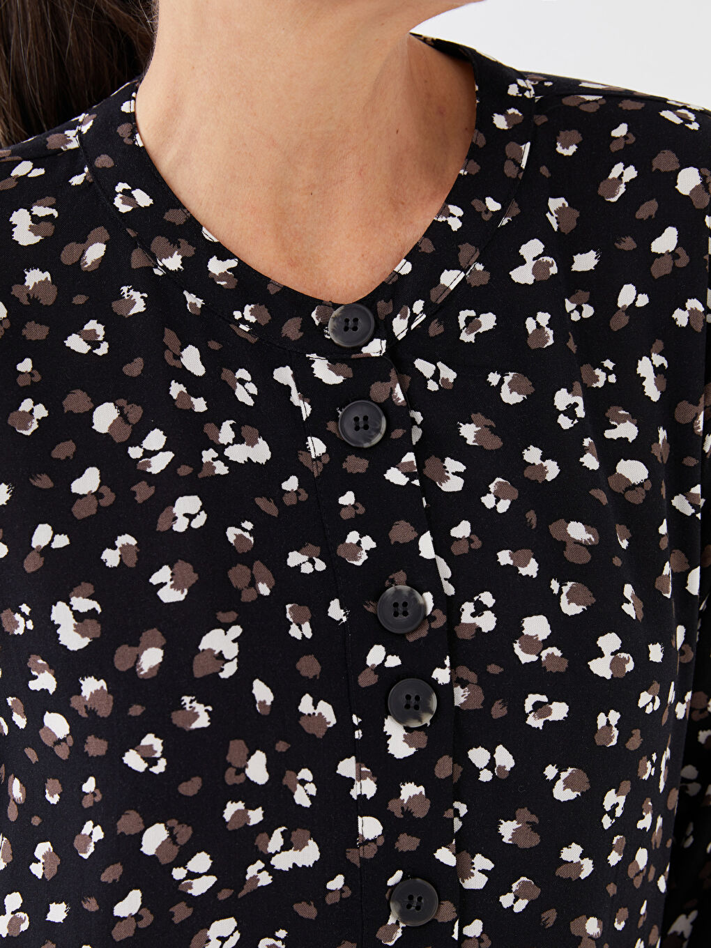 Siyah Bisiklet Yaka Desenli Uzun Kollu Kadın Tunik-3