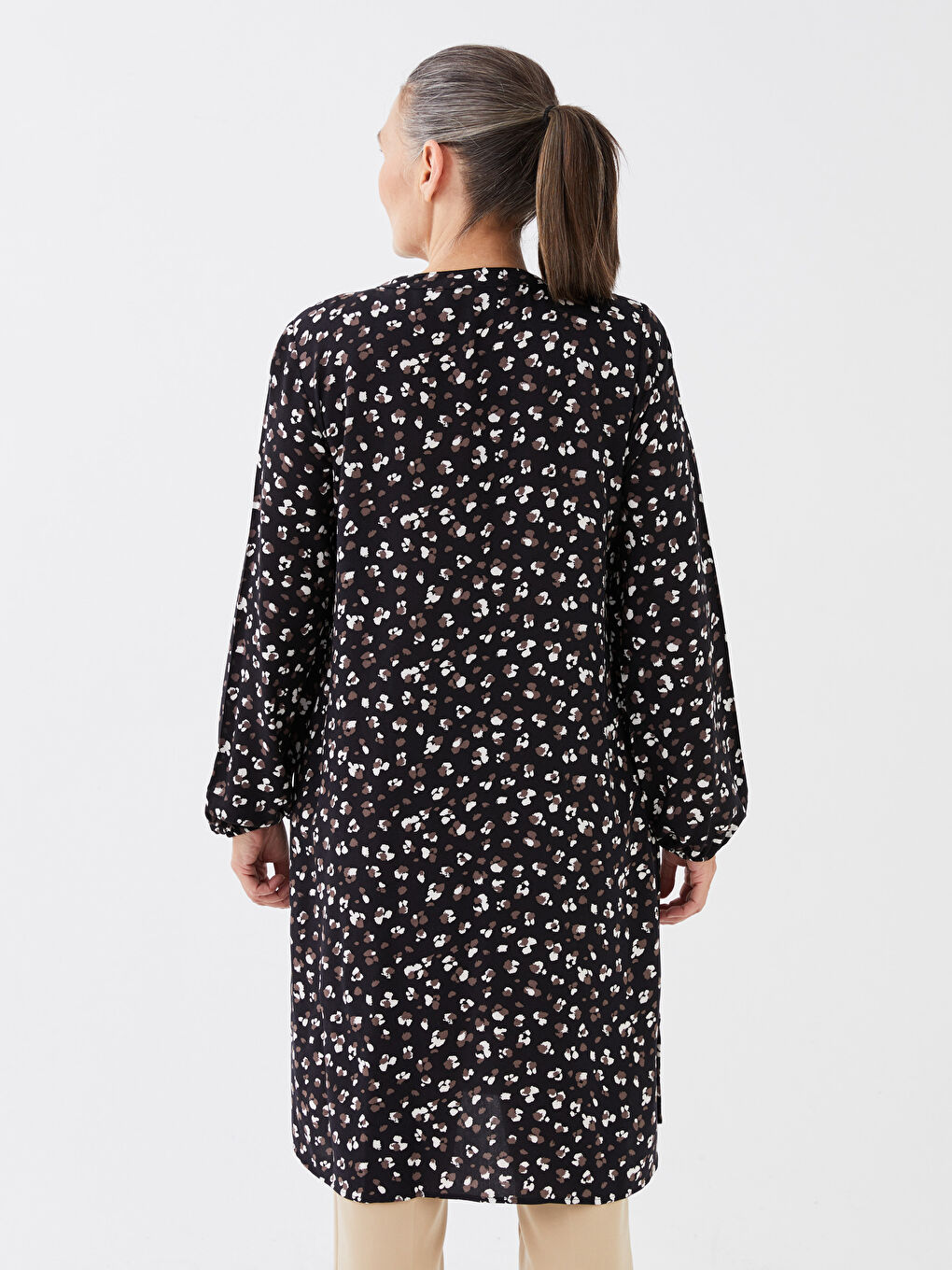 Siyah Bisiklet Yaka Desenli Uzun Kollu Kadın Tunik-4