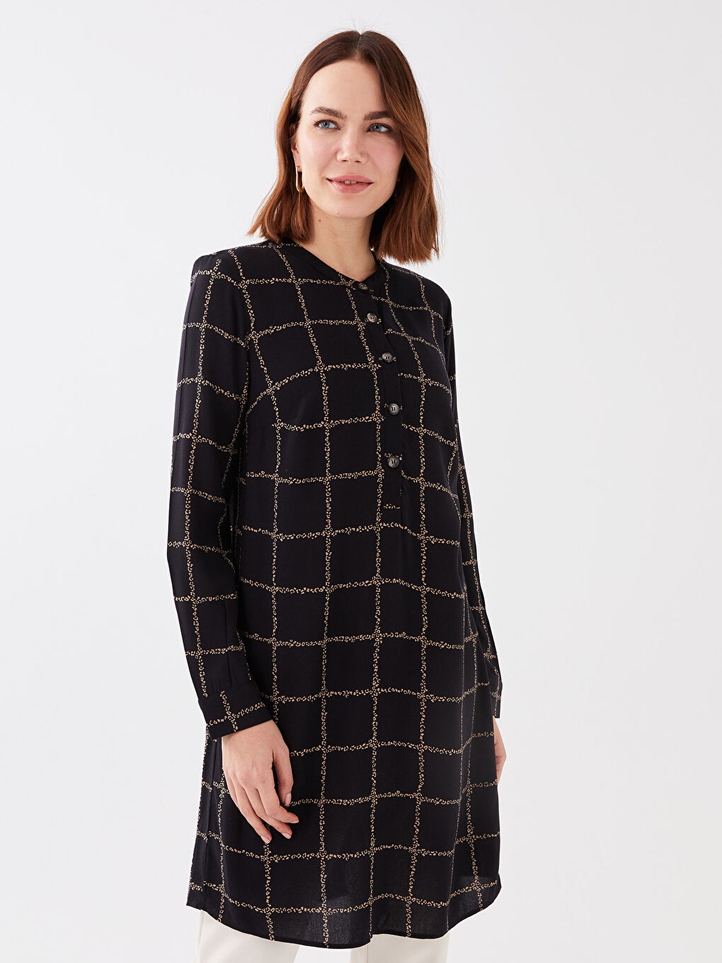 Siyah Hakim Yaka Desenli Uzun Kollu Kadın Tunik