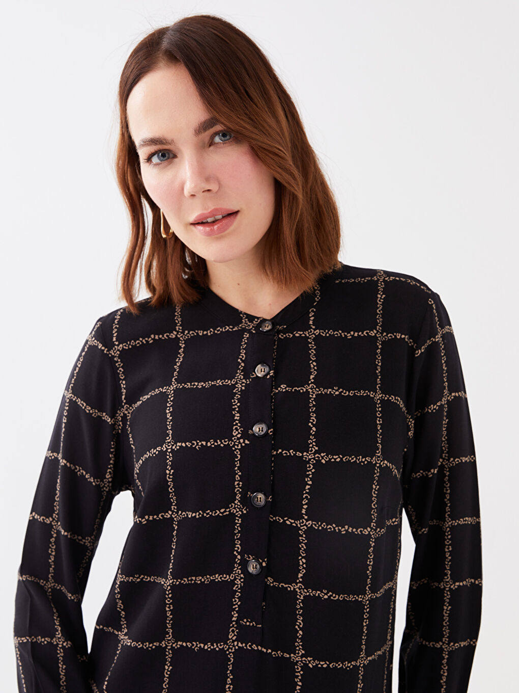 Siyah Hakim Yaka Desenli Uzun Kollu Kadın Tunik-2