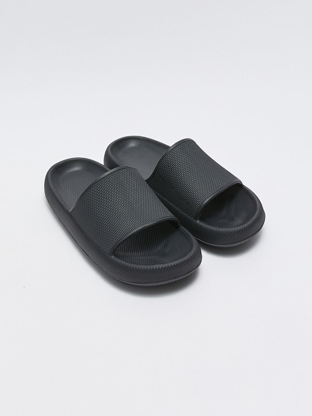 Siyah Tek Bantlı Kadın Terlik