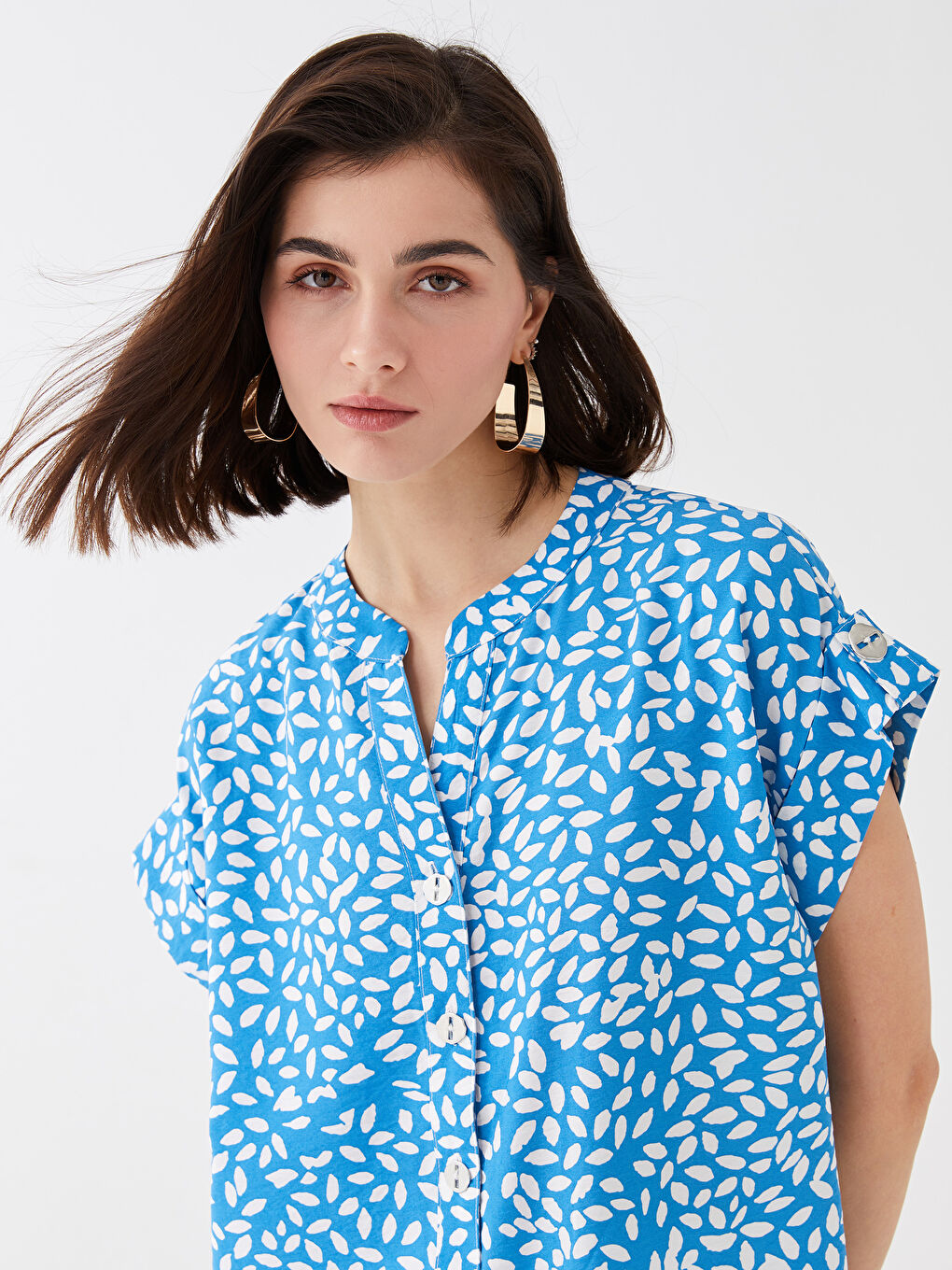 Рубашка с вырезом Хенли, в горошек, с коротким рукавом для женщин-1