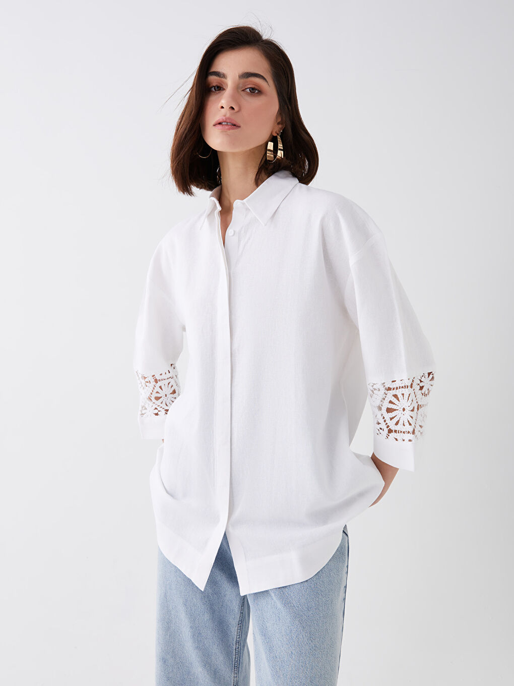 LCWAIKIKI Classic Lace Detailed Oversize Women's Shirt -S3AN61Z8-FE8
