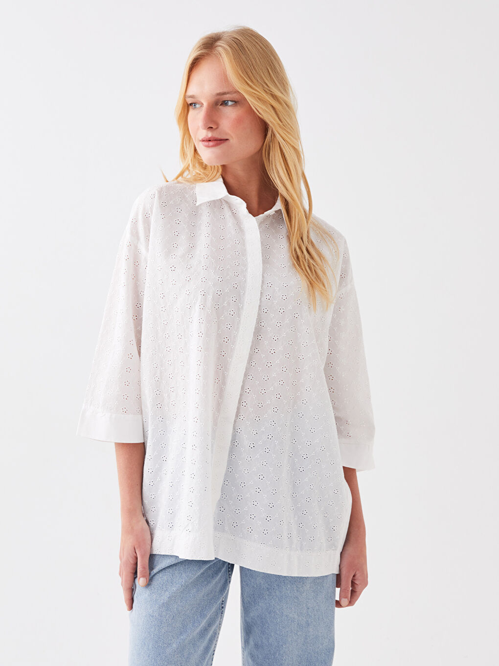 LC Waikiki Self Patterned Oversize Broderie Women's Shirt -S3AN69Z8-FE8
