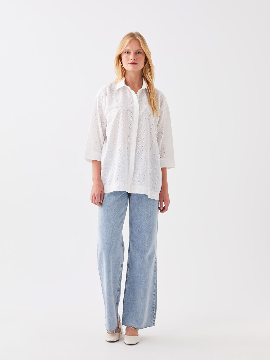 LC Waikiki Self Patterned Oversize Broderie Women's Shirt -S3AN69Z8-FE8