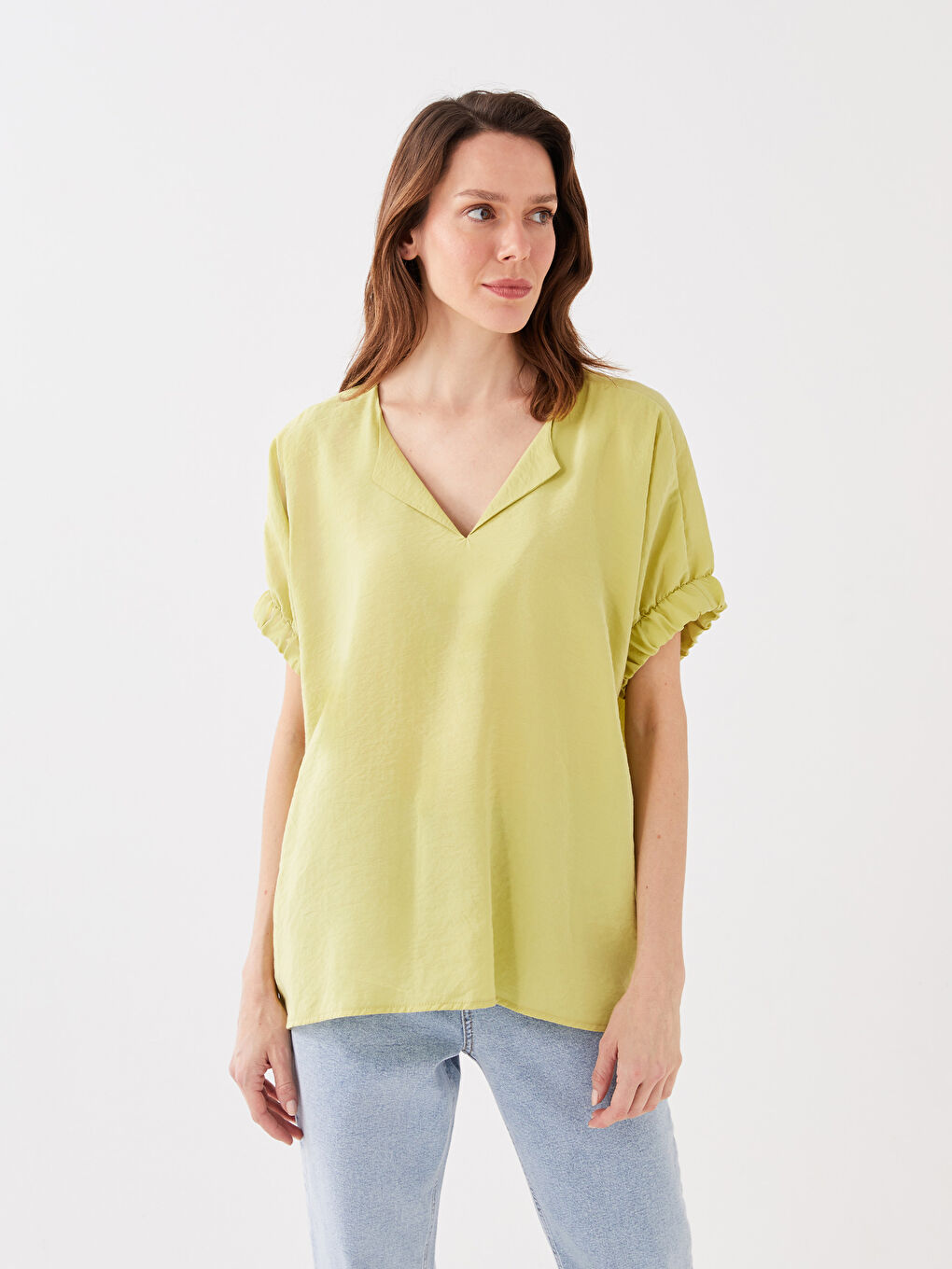 LCWAIKIKI Classic Notch Neck Plain Short Sleeve Women's Blouse -S3AN71Z8-JJT