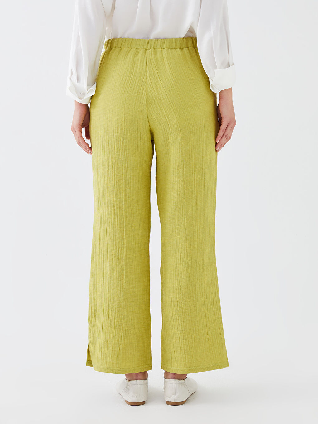 Yeşil Beli Lastikli Düz Müslin Kadın Pantolon-7