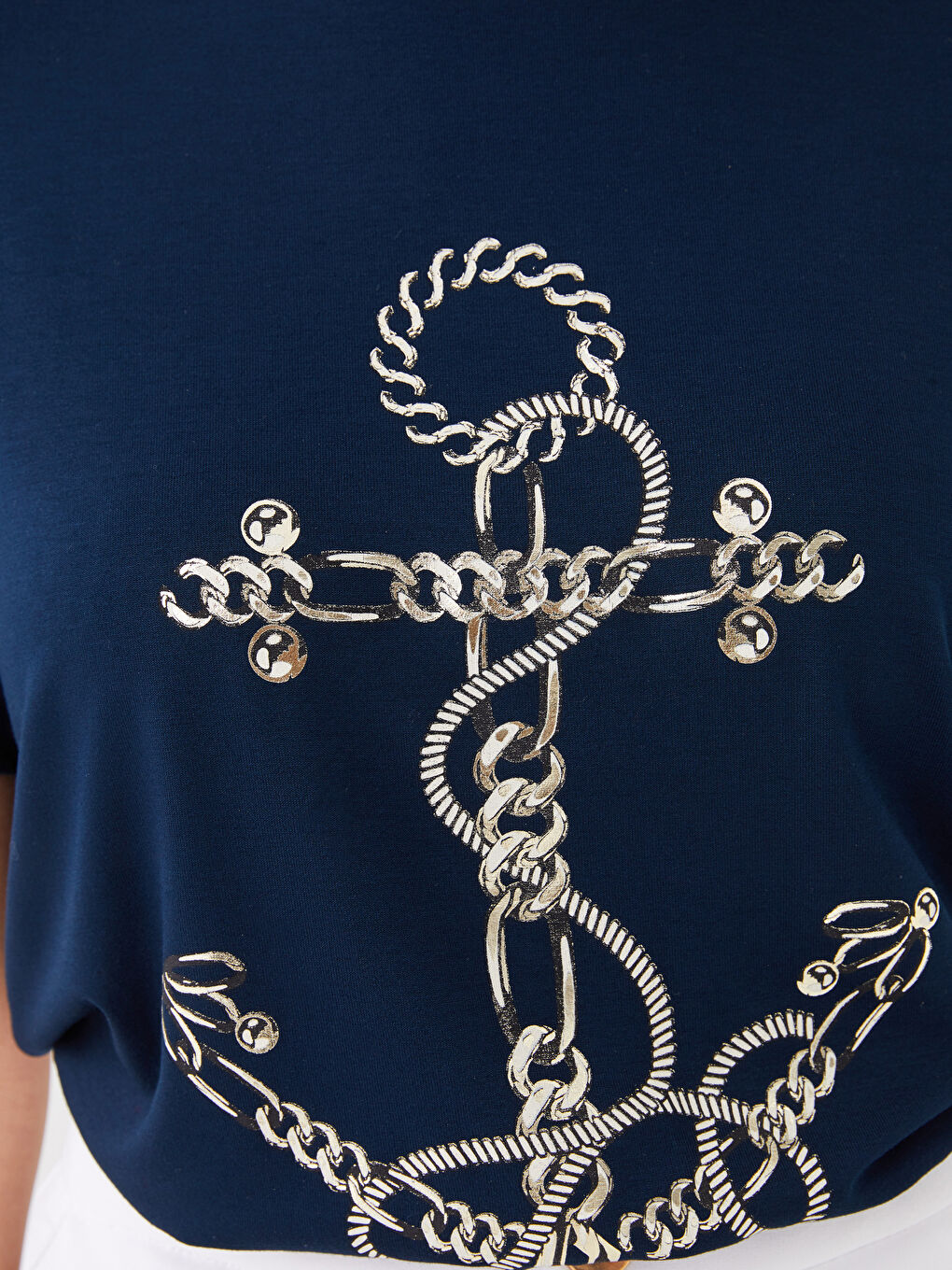 تيشيرت نسائي بأكمام قصيرة وياقة دائرية مطبوع-3