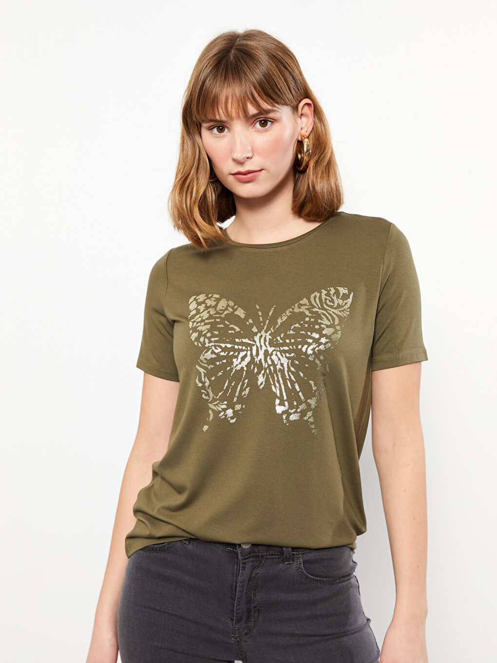 تيشيرت نسائي بأكمام قصيرة وياقة دائرية مطبوع-1