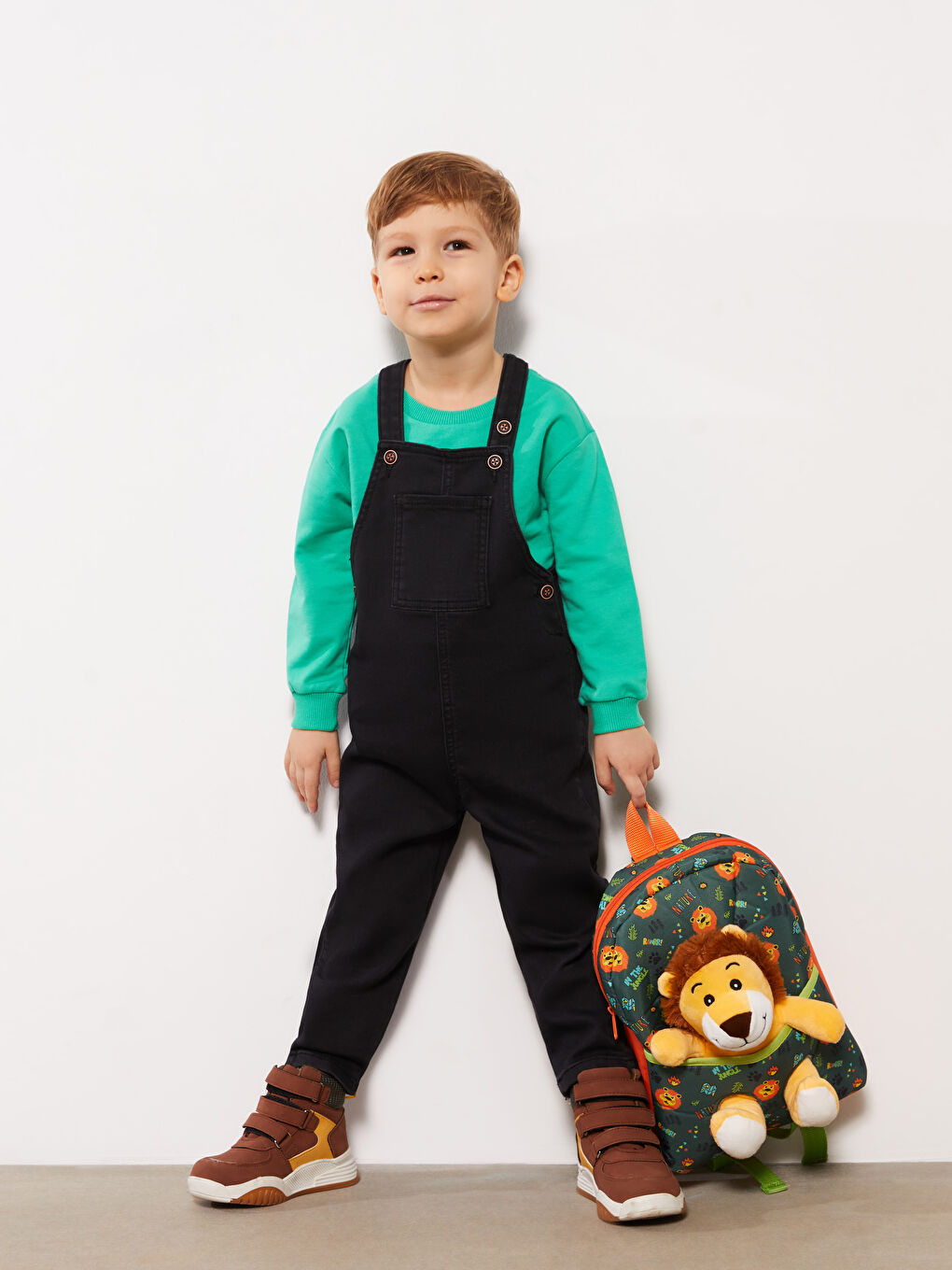 LCW baby سلوبيت جينز صبياني أساسي بقبة مربع -S3AP81Z1-326