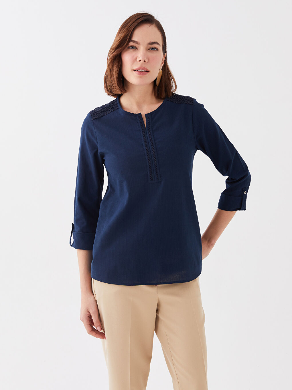 Lacivert Kaçık Yaka Düz Uzun Kollu Kadın Bluz