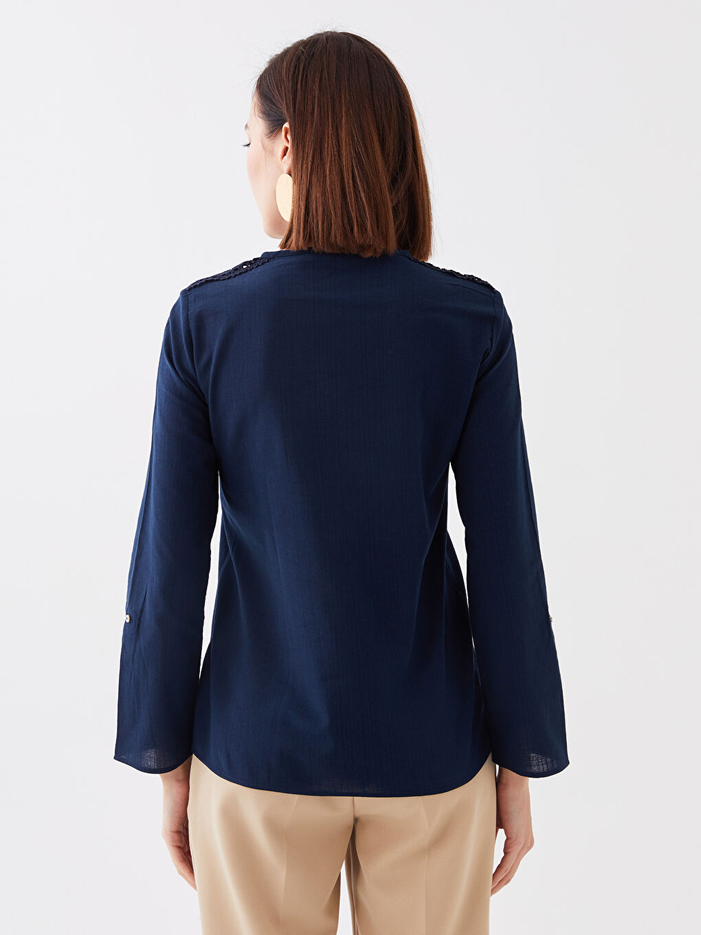 Lacivert Kaçık Yaka Düz Uzun Kollu Kadın Bluz-5